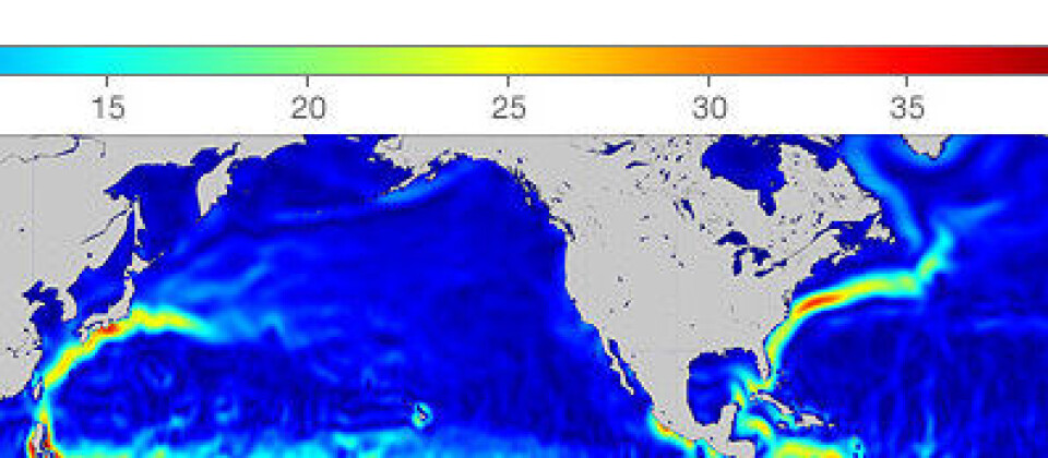 Golfstrømmen og dens japanske tvilling Kuroshio, slik de framtrer ved kombinert bruk av altimetersatellitter og tyngdefeltet fra GOCE. Strømhastighet er angitt i cm/s. (Bingham et al / ESA).