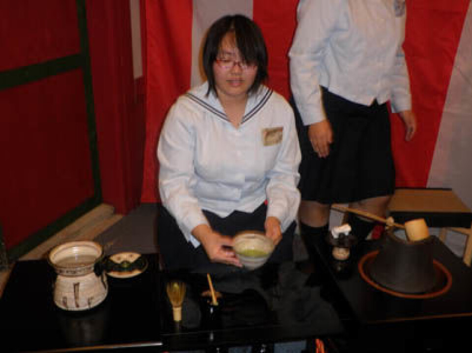 Det ble også tid til å gjennomføre ekte japansk teseremoni - en koordinativ utfordring av de store!
