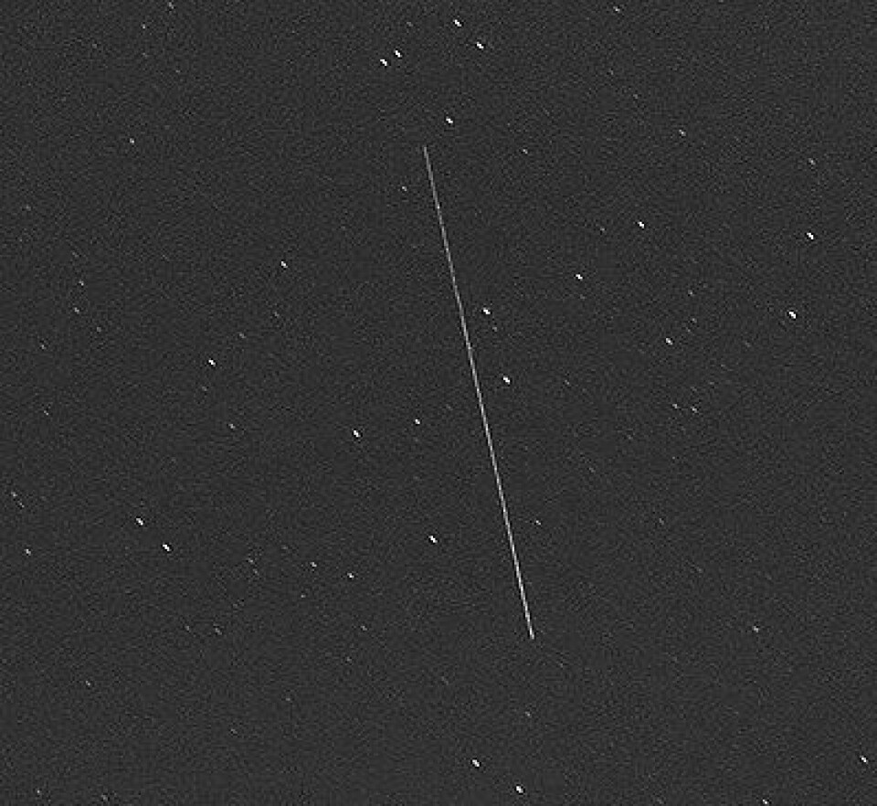 Uffda, det skulle ikke vært mulig å se Phobos-Grunt på stjernehimmelen nå. Men den russiske Mars-sonden synes å være tapt i lav jordbane. Trolig faller den ned på nyåret. (Foto: (Fotografert 30 nov av Marco Langbroek / www.spaceweather.com))