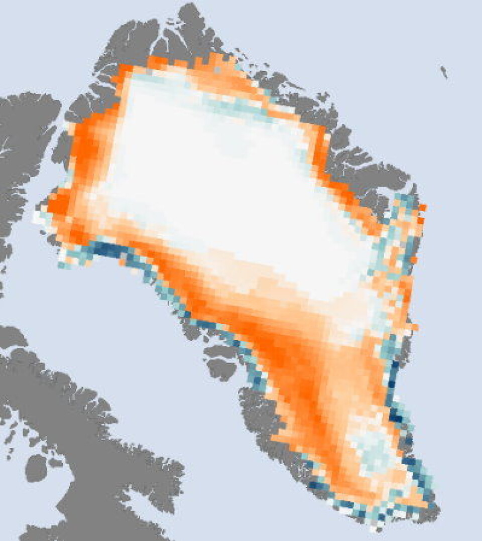 Antall smeltedager på Grønland i 2011 var høyt, men ikke rekordhøyt, iflg SSM/I-instrumentet på satellitten DMSP. (Rødt: flere smeltedager enn normalt. Blått: færre enn normalt). (Foto: (NASA & NOAA))