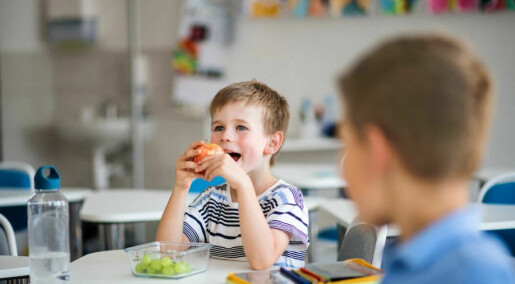 Hvorfor får vi ikke flere skolebarn til å spise grønnsaker og frukt?