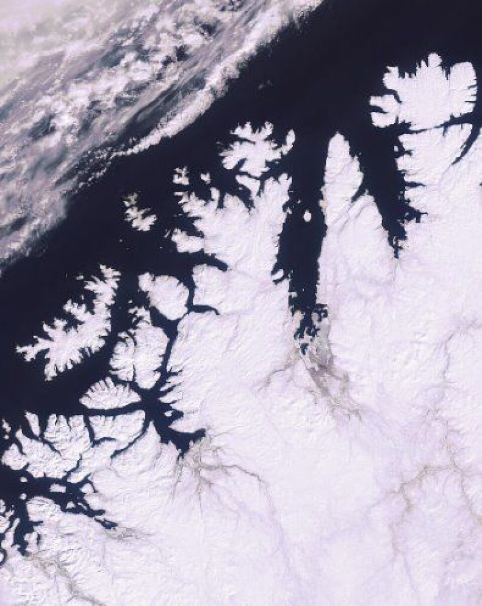 Klarvær i dag, men lenge igjen til snøen er borte i Nord-Troms og Finnmark. (ESA)