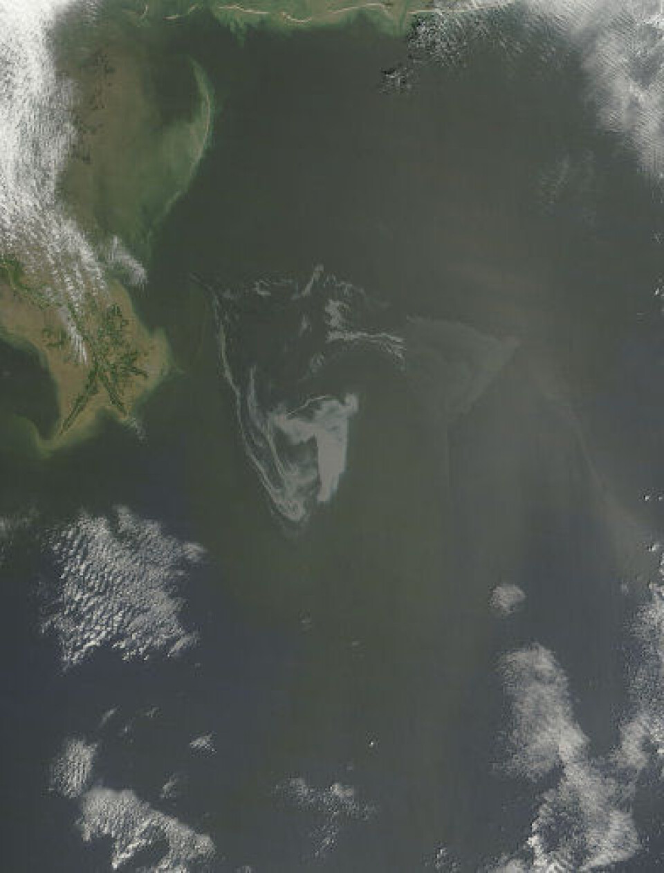 Optisk bilde tatt fra NASA's satellitt Terra 1. mai. (NASA)
