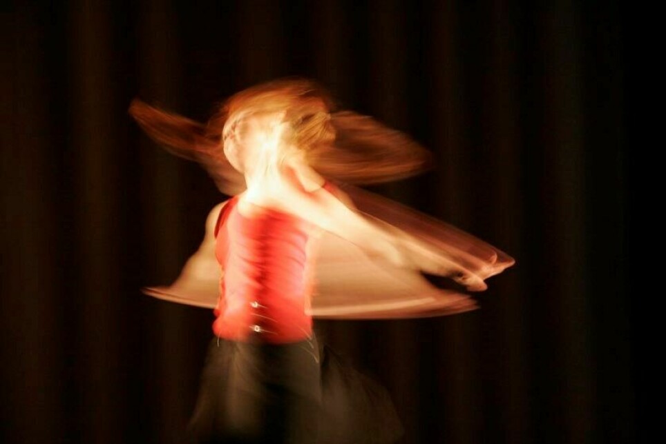Hilde Rustad satte opp forestillingen Room dancing ved den finske dansefestivalen Yksin sateessa for noen år tilbake. Koreografi og dans: Hilde Rustad.