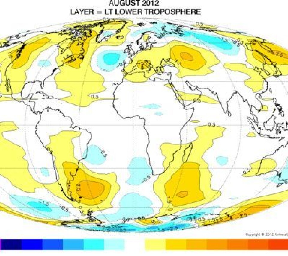 Slik var temperaturen (avvik fra normalen) i nedre troposfære i august måned, målt fra satellitt. (Foto: (UAH - University of Alabama at Huntsville))