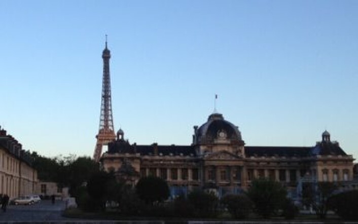 Morgenstemning i Paris. ESAs hovedkvarter er rett rundt neste gatehjørne. (Foto: T. Wahl) Morgenstemning i Paris. ESAs hovedkvarter er rett rundt neste gatehjørne. (Foto: T. Wahl)