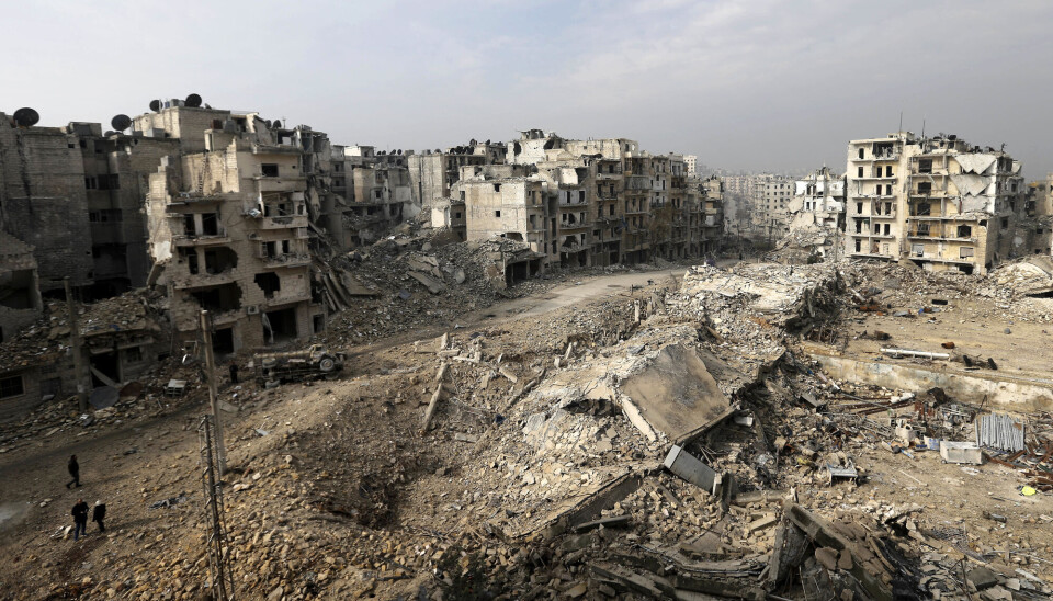 Jordskjelvet i Tyrkia og Syria har ført til fryktelige ødeleggelser. Nå vet vi hvorfor det blir jordskjelv. Men det er ennå ikke mulig å varsle dem på forhånd. Jordskjelvet i Tyrkia og Syria har ført til fryktelige ødeleggelser. Nå vet vi hvorfor det blir jordskjelv. Men det er ennå ikke mulig å varsle dem på forhånd.
