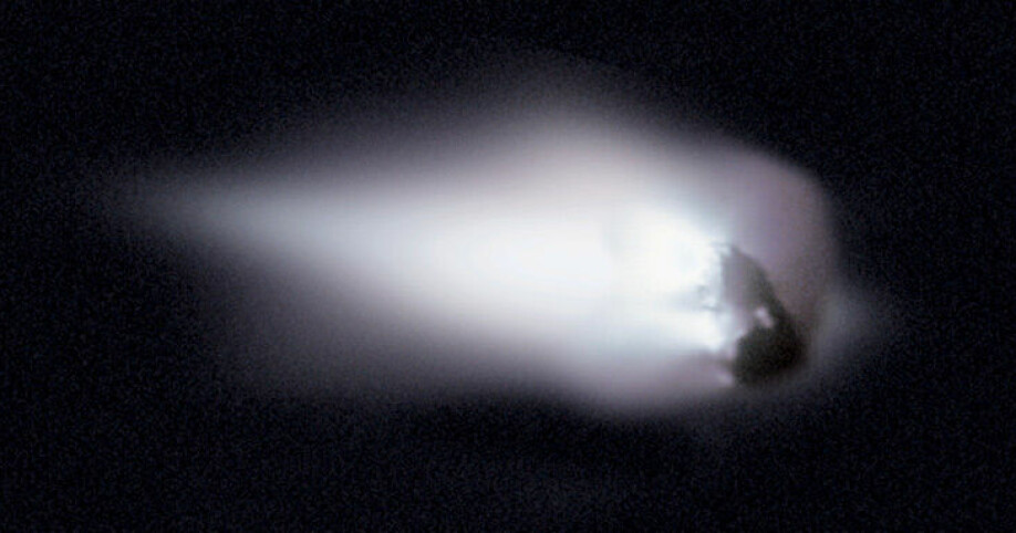 Den europeiske romsonden Giotto tar i 1986 for første gang et nærbilde av Halleys komets kjerne.
