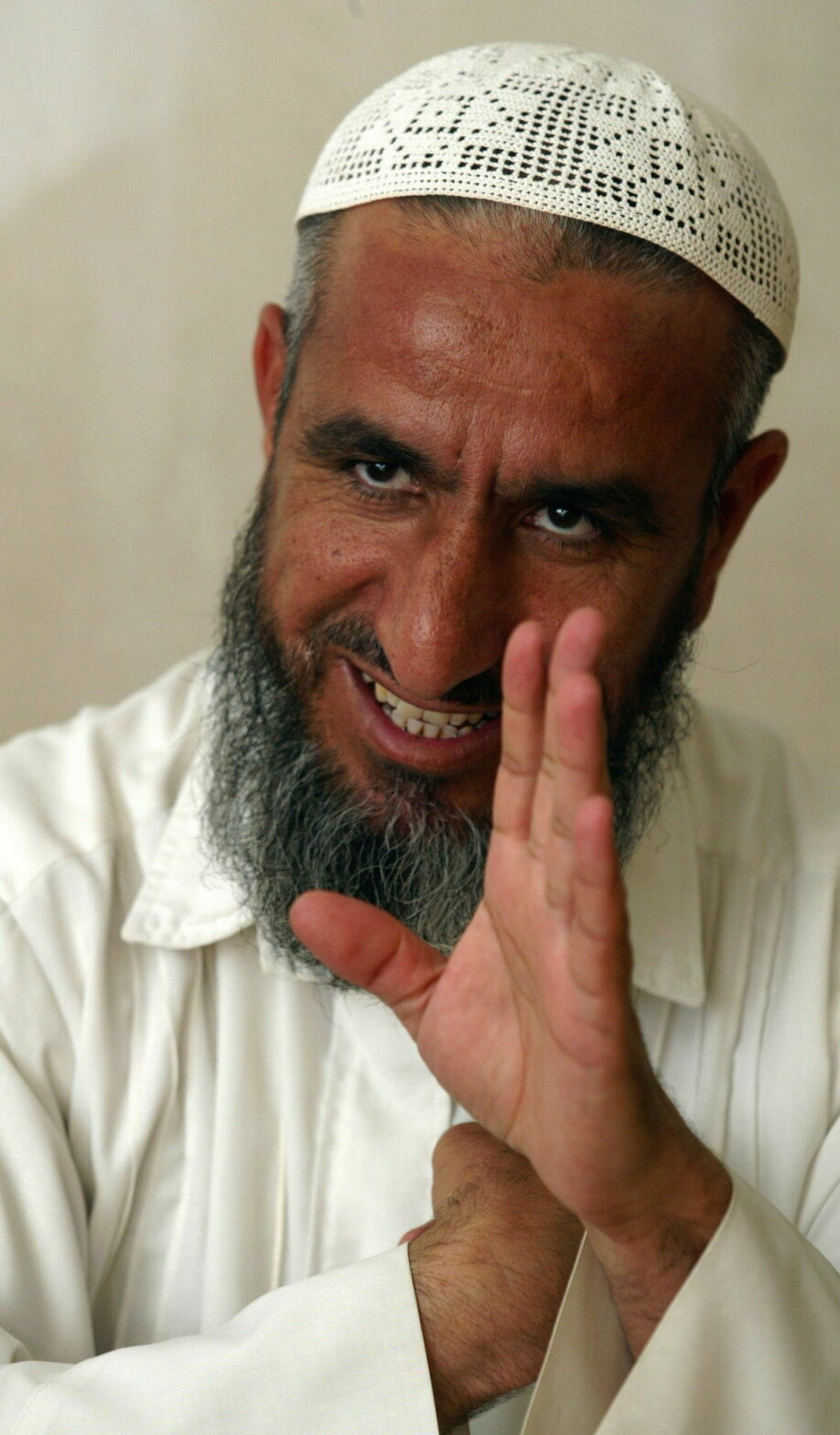 Imamen Abdullah al-Janabi i Falluja kom med en klar advarsel til USAs daværende president George W. Bush etter invasjonen i 2003. Senere gikk han under jorda, men dukket opp igjen da IS hadde erobret byen.