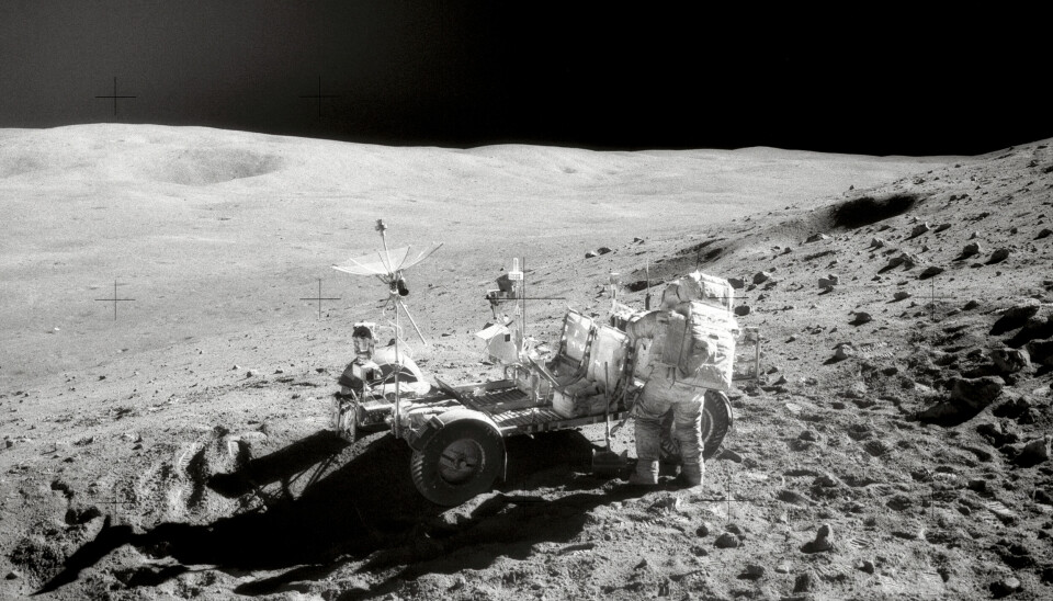Astronauten John Young på måneoverflaten under Apollo 16-oppdraget i 1972.