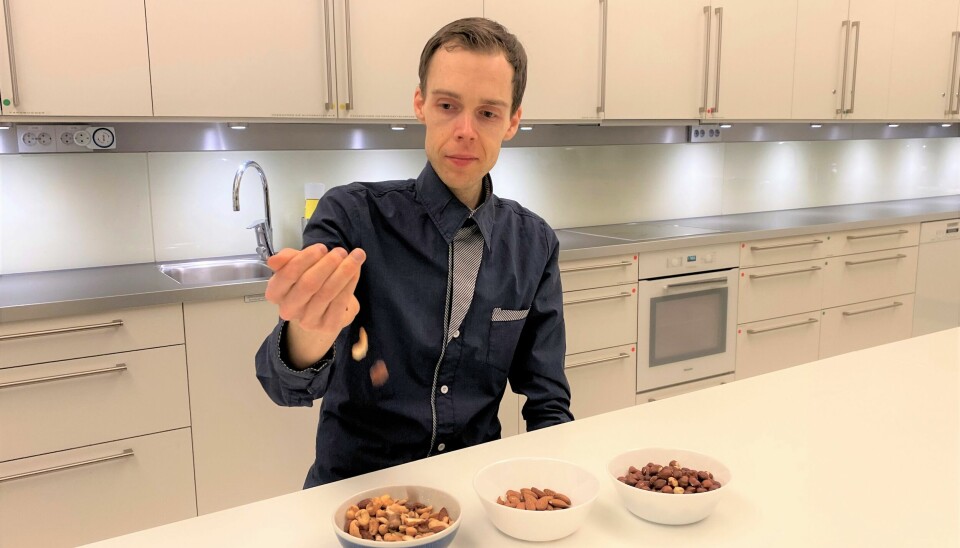 Research fellow Erik Arnesen emphasises that eating just a few nuts is better than eating none at all.