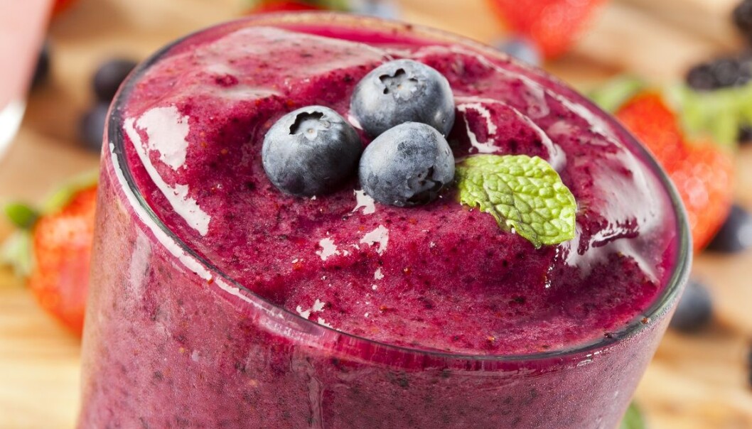 Juice og smoothie smaker godt. Men er det sunnere å spise hele frukter og grønnsaker? Ikke nødvendigvis, sier forskerne. Brent Hofacker, NTB scanpix Juice og smoothie smaker godt. Men er det sunnere å spise hele frukter og grønnsaker? Ikke nødvendigvis, sier forskerne. Brent Hofacker, NTB scanpix