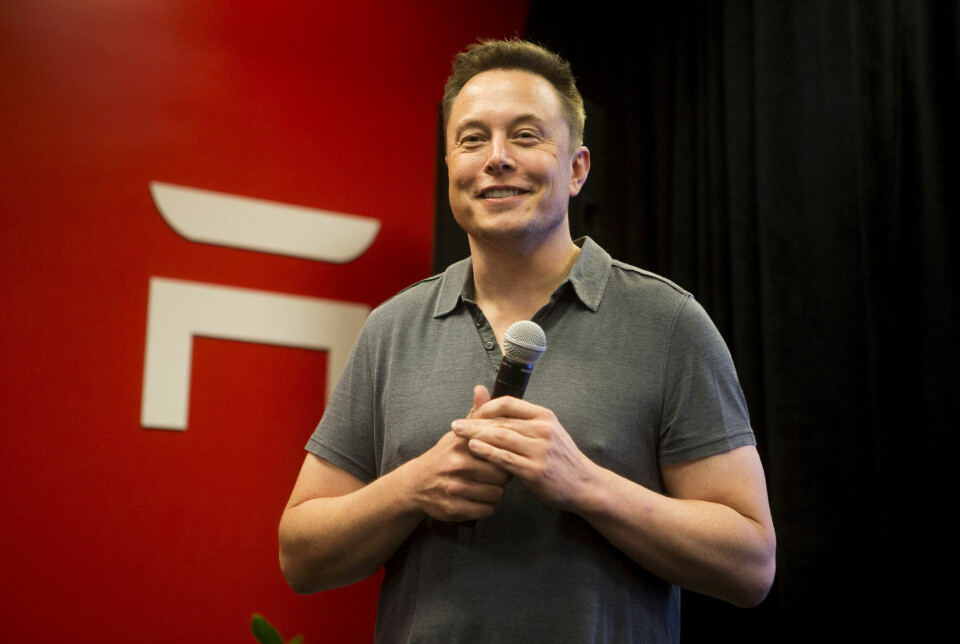 En av personene som skrev under brevet om å sette utviklingen av KI på pause var Elon Musk.