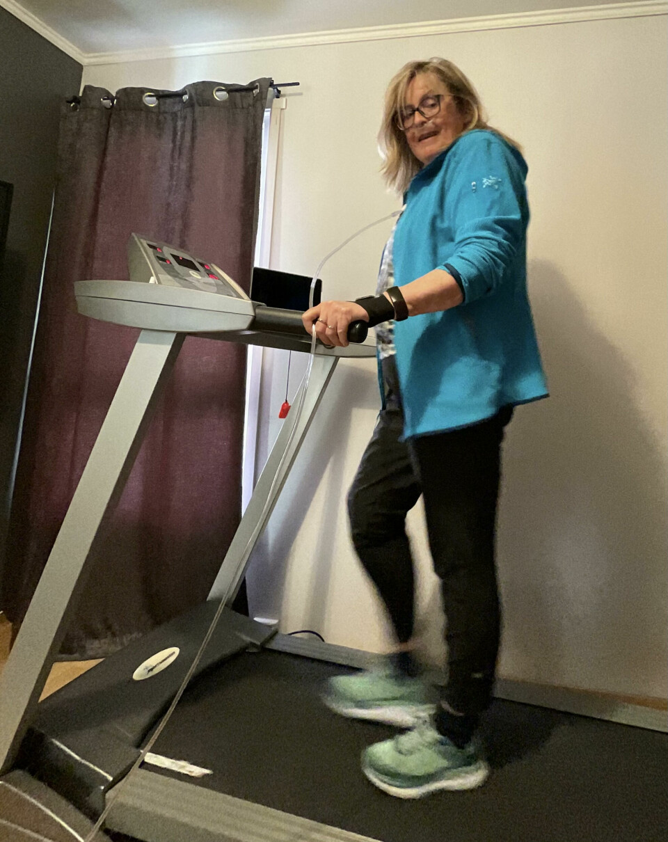 Gro Hjertnes Bærøy testing the treadmill she was given as a participant of the iTrain pilot study.