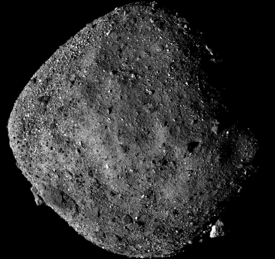 Asteroiden Bennu sett fra OSIRIS-REx-fartøyet.