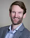 Portrait photo of the researcher.