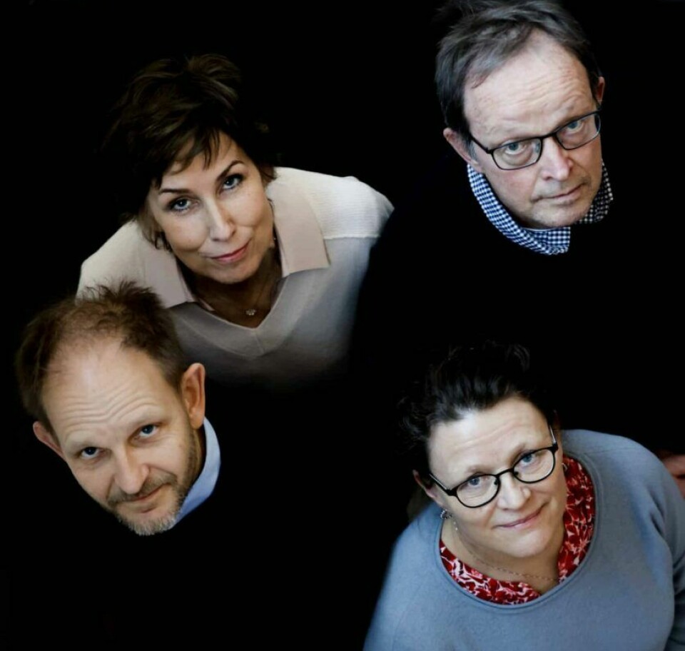 Tom Mala, Carline Verbeke, Åslaug Helland og Rolf Bjerkvig (f.v.) og Åslaug Helland lar seg ikke stagge av at de forsker på kreftformer som få overlever.