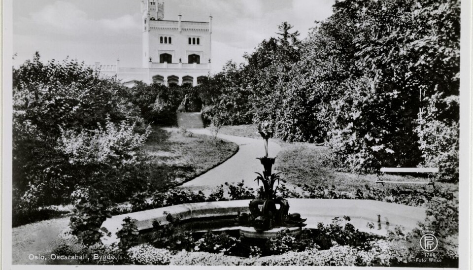 Hagen på Oscarshall - trolig tett opp mot den store omgjøringen i 1930.