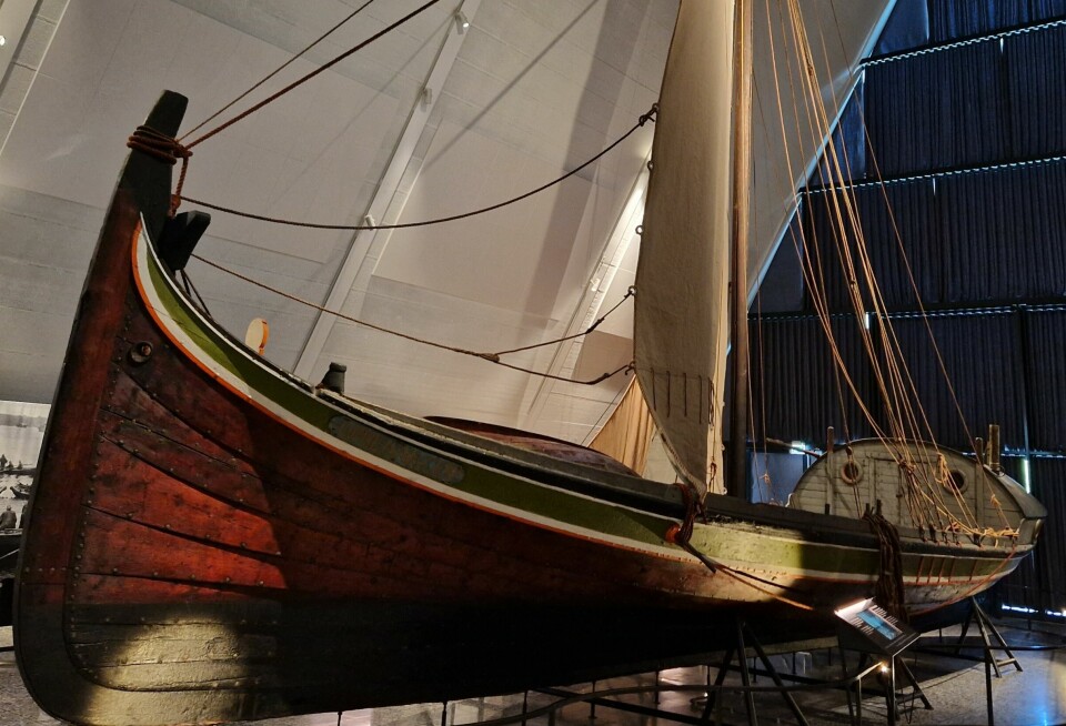Nordlandsbåt er fellesbetegnelsen på båter fra Nordland, Troms og Finnmark. Fembøringen som er utstilt på Norsk maritimt museum, er én type nordlandsbåt.