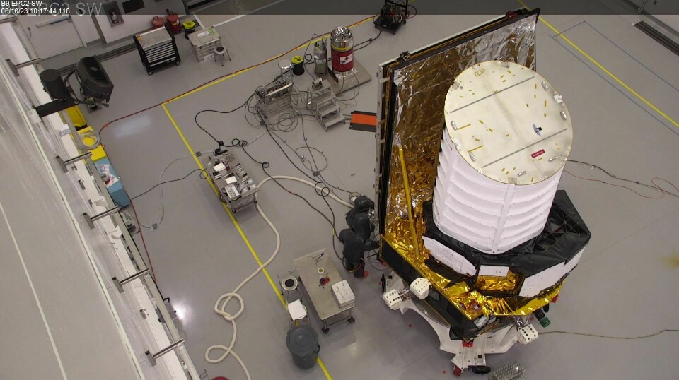 Her blir romfartøyet «Euclid» tanket opp med drivstoff og gjort klar til oppskytning.