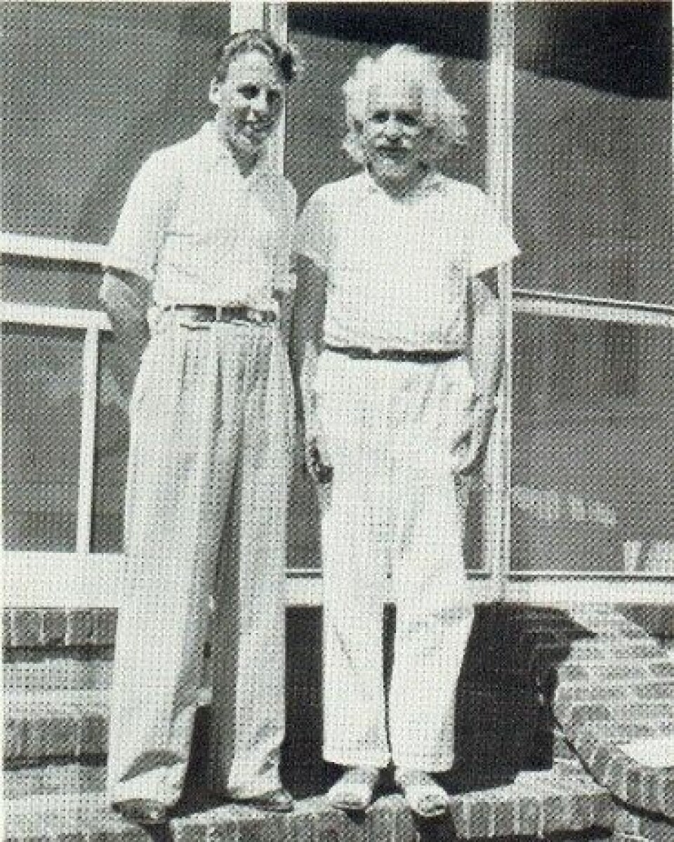 IFE-sjef Gunnar Randers var helt sentral den gangen Norge satset på atomreaktorer. Her er han sammen med forskerkollegaen Albert Einstein.