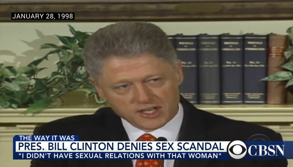 Kan kroppsspråket avsløre om du lyger? USAs president Bill Clinton framstod som rolig og troverdig da han snakket på TV om sex-skandalen i Det hvite hus i 1998. Men det viste seg at uttalelsene var løgn.