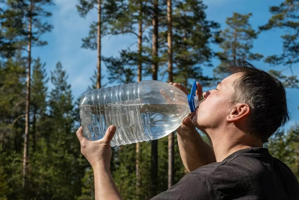 Ekstreme mengder vann kan påvirke hjernecellene dine negativt.