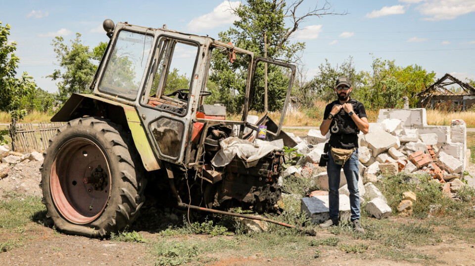 En russisk mine ødela både traktoren og det ene øyet til Dmytro Yelieseienko i Mykolaiv-regionen i Ukraina i fjor sommer.