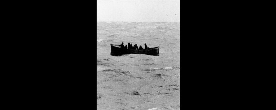 330 egyptiske sjøfolk seilte på norske skip under krigen. Én av dem var Muhamed Hanafy. Etter en knapp måned på jobb, ble skipet hans senket av en tysk ubåt. Alle kom seg over i livbåter. Bildet viser en livbåt fra et annet forlis under andre verdenskrig.