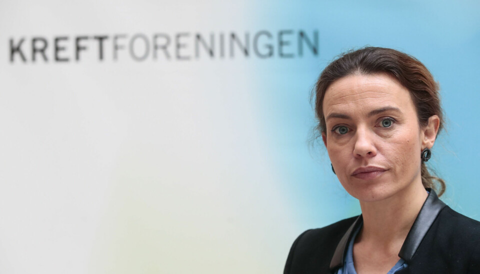 Generalsekretær Ingrid Stenstadvold Ross i Kreftforeningen ber politikerne ta flere grep for å få ned tallet på unge som får kreft.
