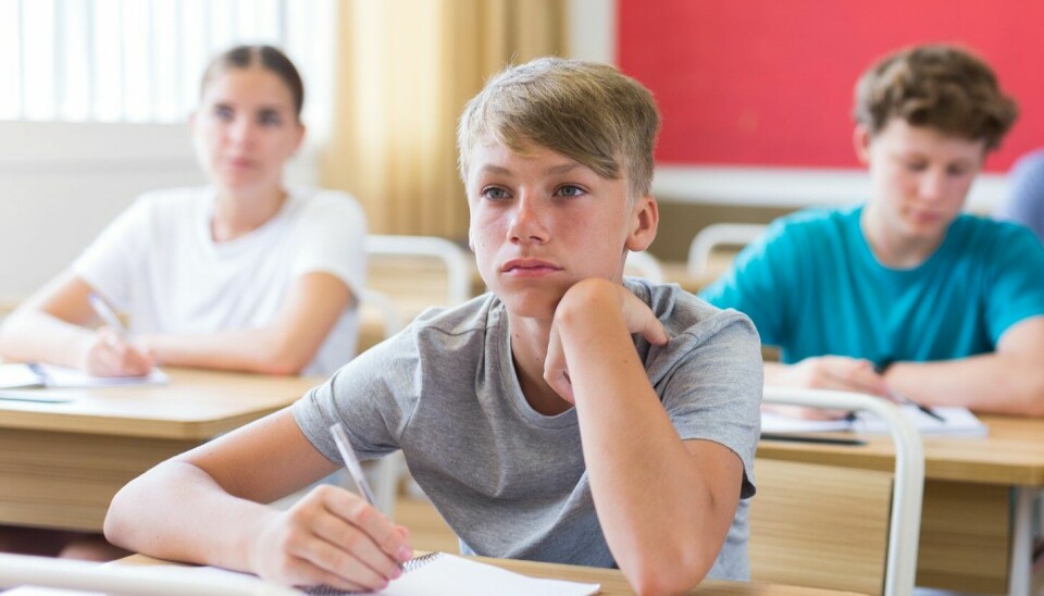 De fleste elever kjeder seg på skolen. En ny studie viser at det gjelder også under prøver og eksamener.