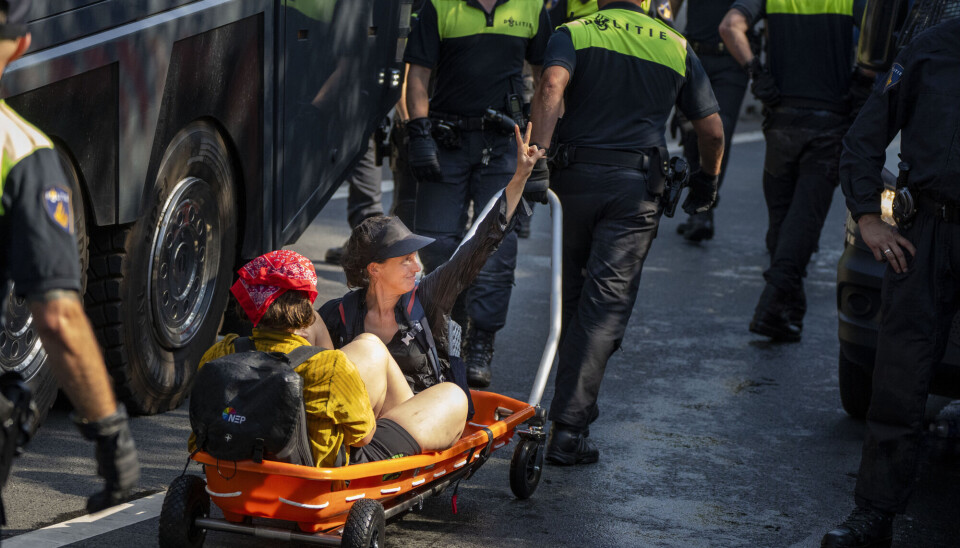 Både arbeidet for å nå klimamålene og en bærekraftig utvikling for verdens befolkning har sporet av, ifølge ny rapport. Her fra en klimaprotest i Haag forrige helg.
