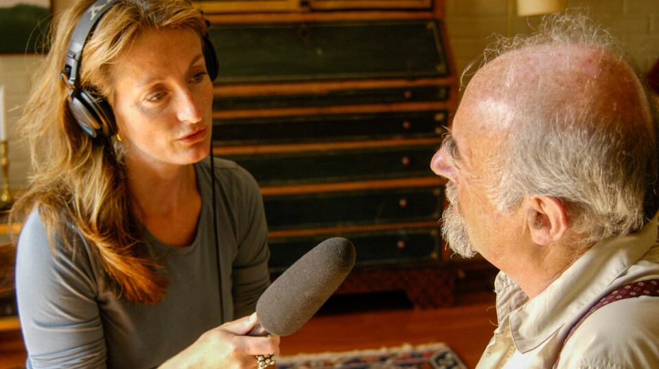 Nina Grünfeld intervjuer faren sin, Berthold Grünfeld, under arbeidet med filmen Ukjent opphav fra 2005. Berthold Grünfeld døde i 2007.