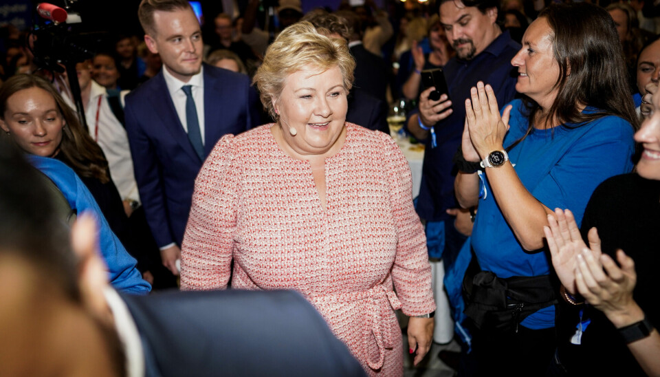 Erna Solberg hadde all grunn til å smile på Høyres valgvake 11. september etter at partiet hadde blitt landets største parti ved et valg siden 1924. Få dager senere brøt habilitetssaken ut for alvor.