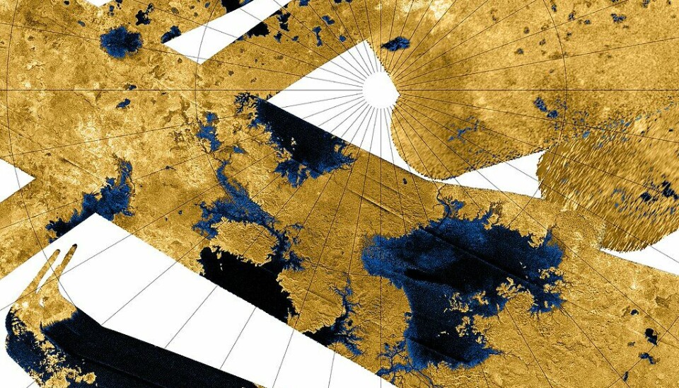Titans overflate sett med radar på sonden Cassini. Dette er ikke ekte farger, men du kan se innsjøer av metan.