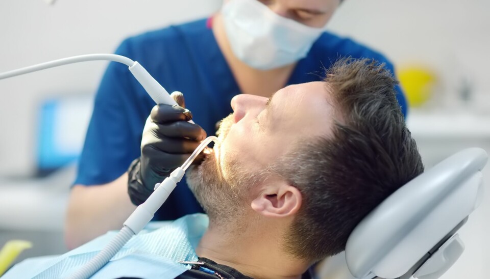 – Du sier at pasienten ikke har hvite nok tenner hvis du tilbyr tannbleking, mener tannlege.