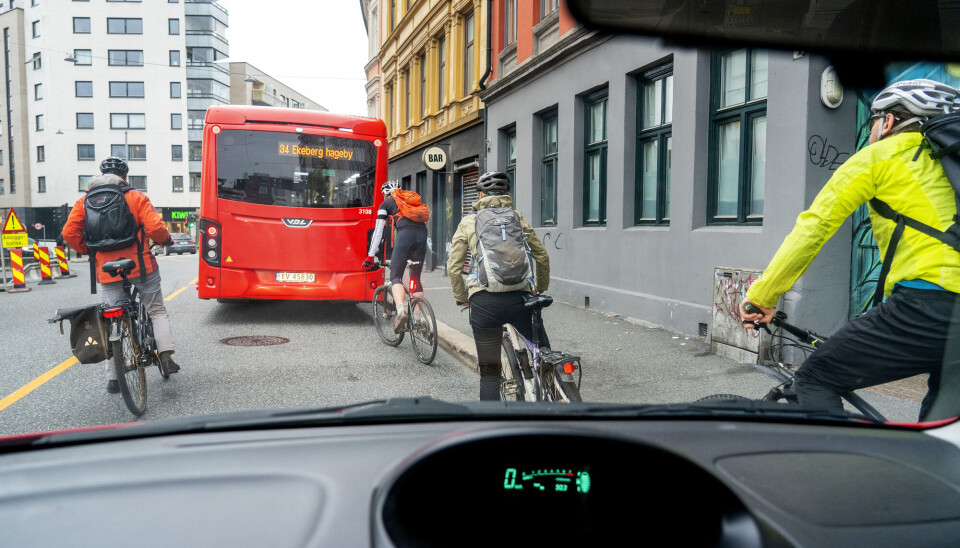 Når vi skal kutte utslipp i for eksempel transportsektoren, vil noen velge å sykle. Andre vil bytte til elbil. Noen tar bussen, og andre bruker mer hjemmekontor.