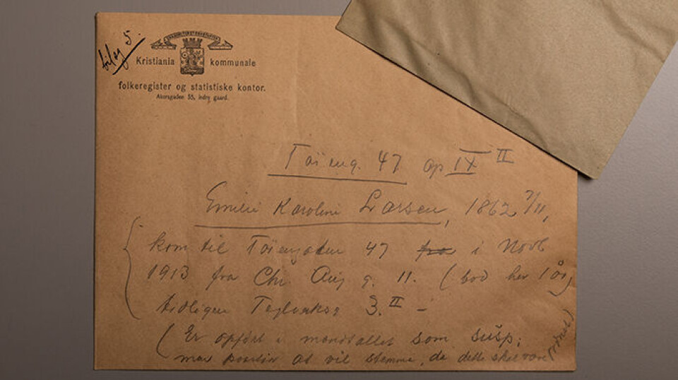 Stemmeseddelen til Emilie Karoline Larsen fra valget 1916. Den ble ikke talt.