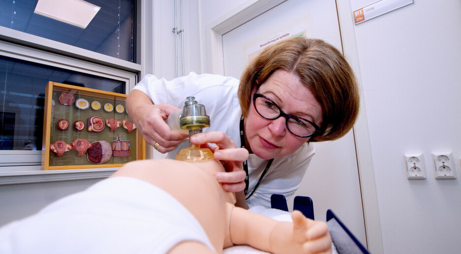 Dette bør skje når et nyfødt barn ikke puster