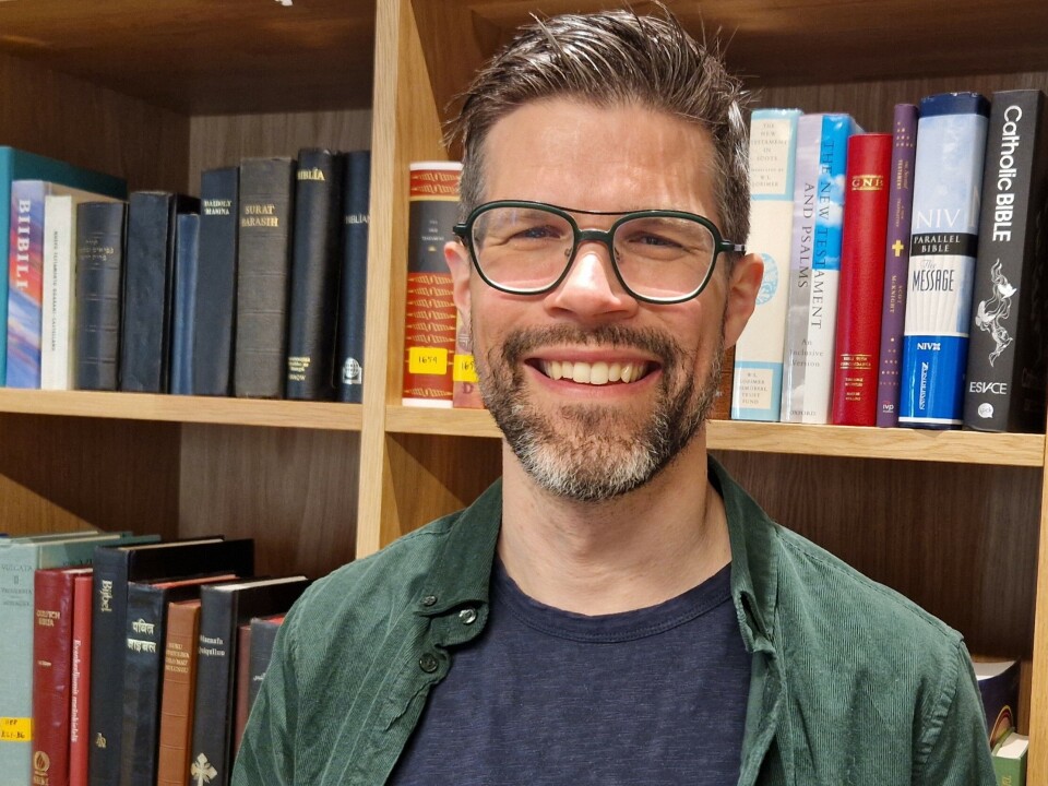 Bendik Vollebæk har selv undervist konfirmanter. Nå har han jobbet med den nye konfirmant-bibelen.