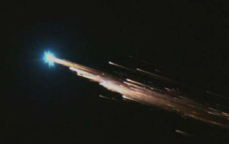 Et av ESAs ATV-fraktefartøy til Romstasjonen brenner opp i atmosfæren etter uført oppdrag i verdensrommet. (Bilde: ESA og NASA).