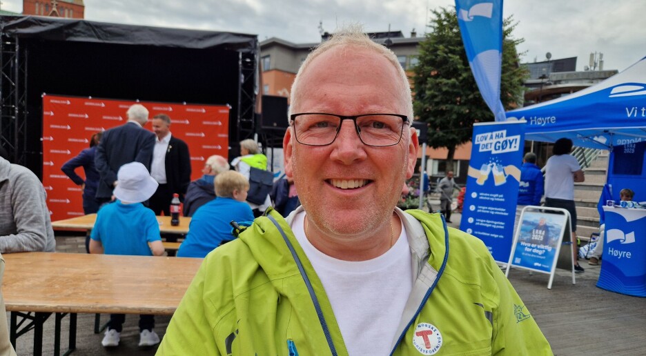 – Jeg tror det var en engel som ringte, sier pastor