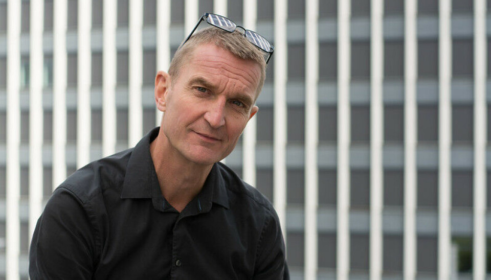 Are Olsen understreker betydningen av å ha kontroll, ikke bare over hvor mye CO<sub>2</sub> vi slipper ut, men hvor denne gassen og karbonet den inneholder, blir av. Portrett forsker