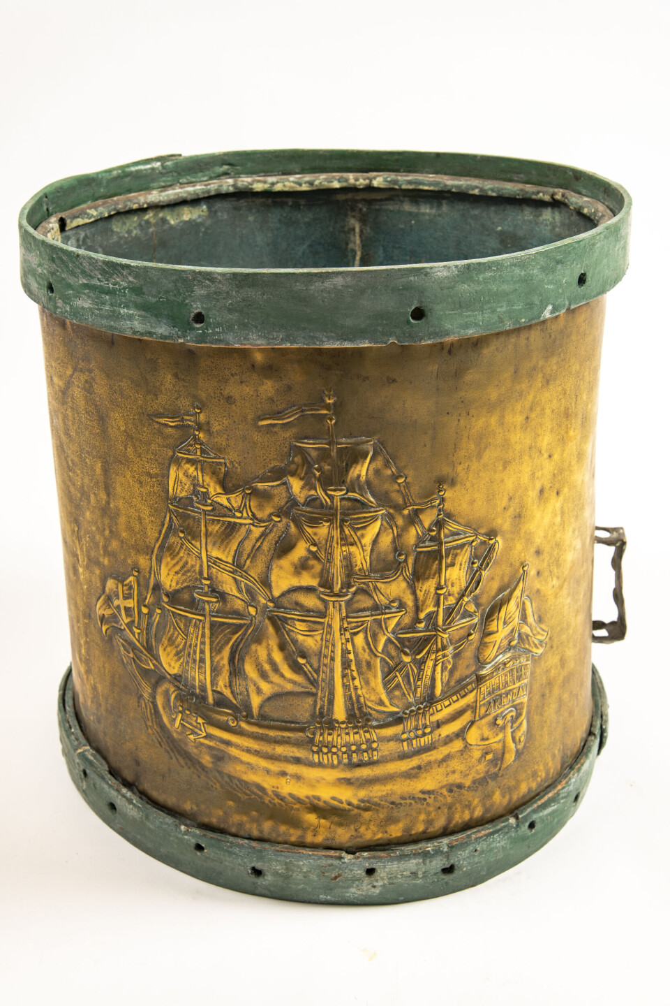 Trommen fra 1766, som KUBEN har i sin samling, har også vært brukt for å varsle innbyggerne om brann om natten.