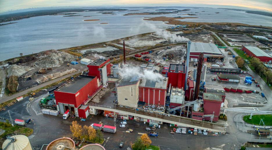Her havner den gamle bilen din og glasset du resirkulerer. Nå truer en klimaavgift den klimavennlige industrien
