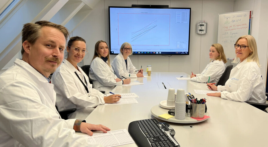 Denne gjengen har bedre lukt- og smakssans enn de fleste. Nå har de testet julepølser