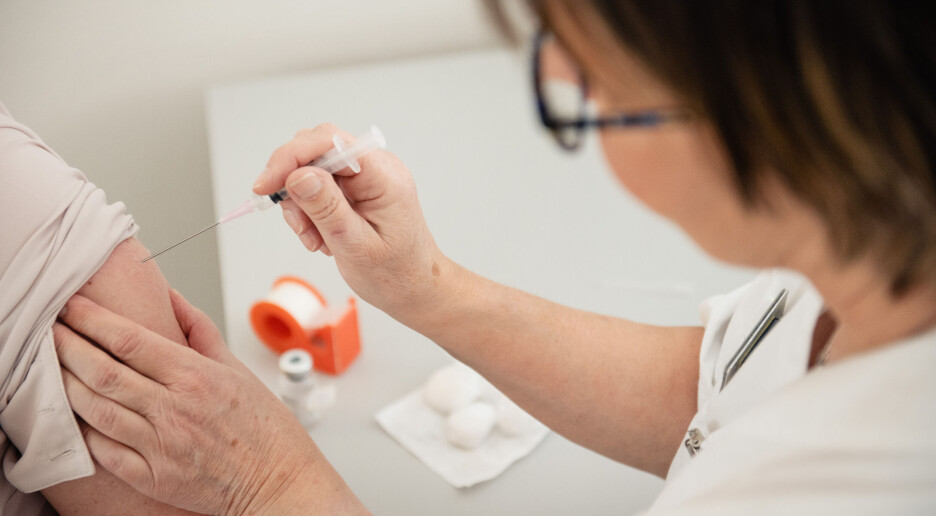 Gjentatte koronavaksiner gir god beskyttelse for personer med nedsatt immunforsvar