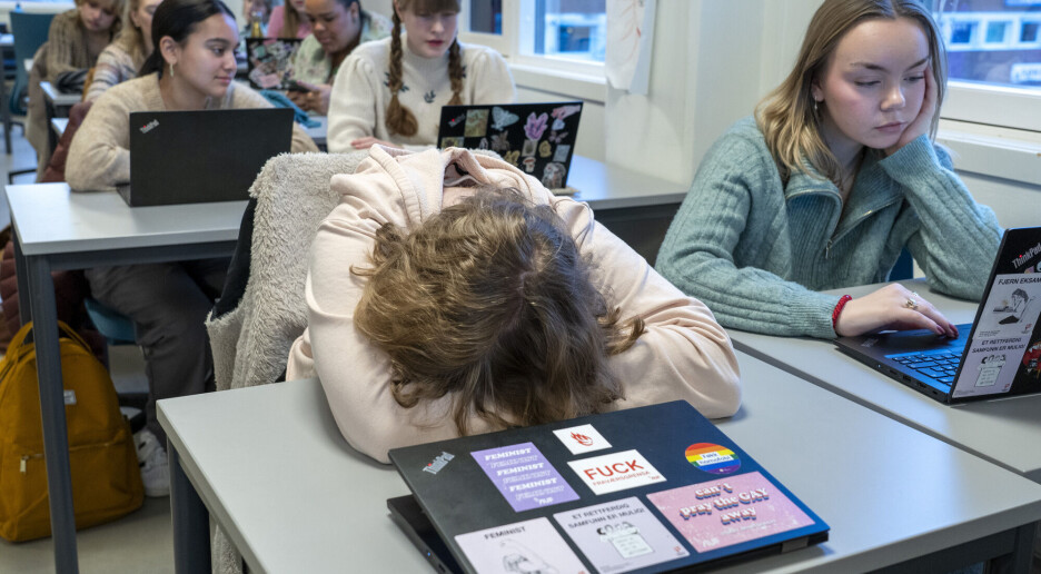 Studie: Unge sier de lærer mer privatøkonomi av Luksusfellen enn i skolen