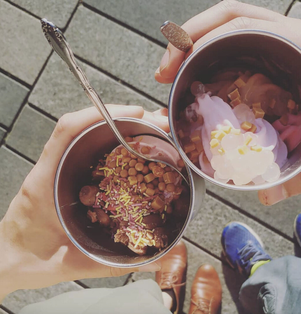 Takeaway-iskrem i eget stålbeger.