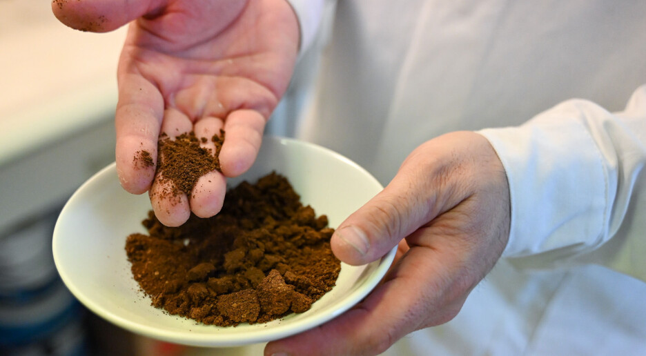 Kan kaffegrut og eggeskall bli til drivstoff?